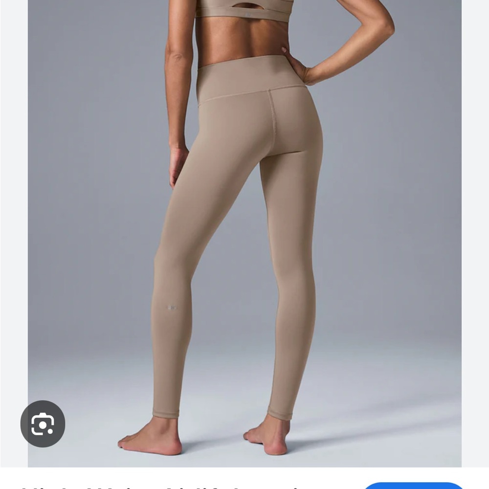 Alo airlift Leggings
Color Gravel